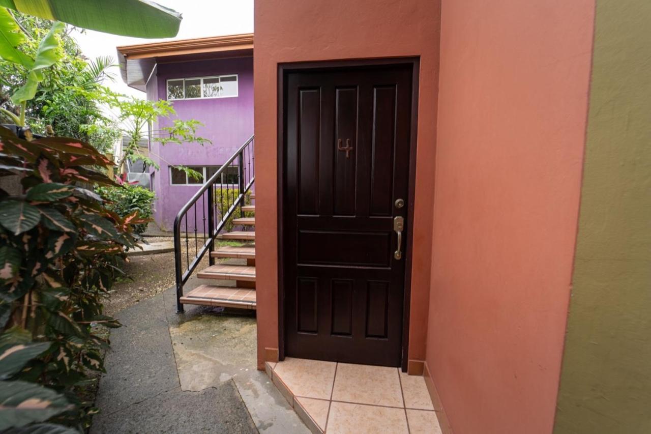 Apartamentos Cristal Quepos Exteriér fotografie